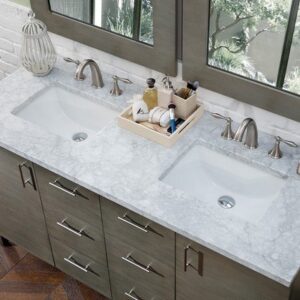 James Martin 850-V60D-SOK-3GEX Metropolitan 60 Inch Double Vanity in Silver Oak with 3 cm Grey Expo Quartz Top with Sink