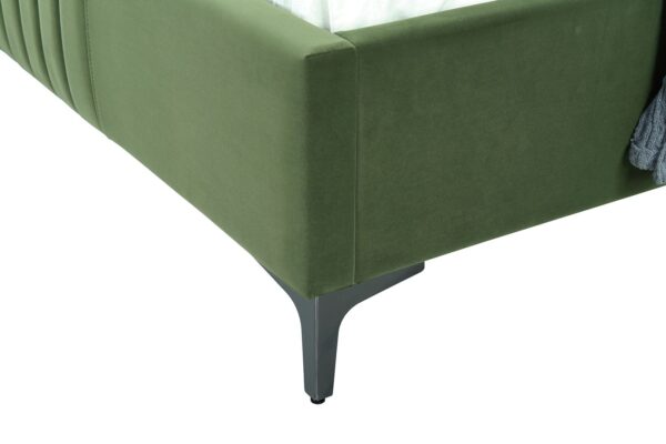 Manhattan Comfort Promenade Mid-Century Modern Velvet Upholstered Full- Size Bed in Moss Green