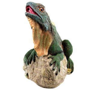 Design Toscano EU9316 16 Inch Ike the Iguana Spitter Piped Statue