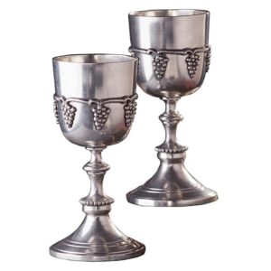 Design Toscano PA9999 3 Inch Pair of Grape Harvest Pewter Goblets