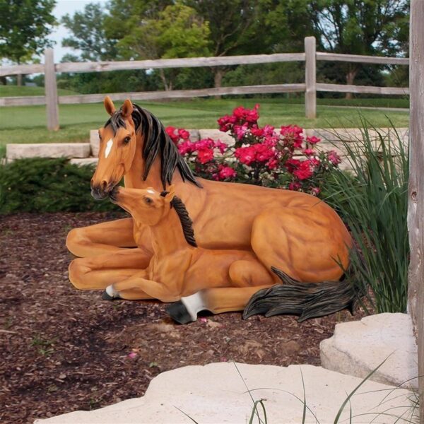 Design Toscano AL307690 17 1/2 Inch Mother Child Horses Statue