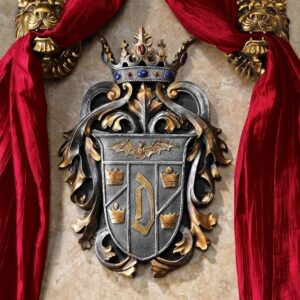 Design Toscano CL6100 15 Inch Dracula Coat of Arms Plaque