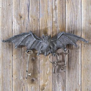 Design Toscano CL69108 10 Inch Medium Vampire Bat Key Holder