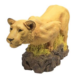 Design Toscano DB383079 31 1/2 Inch Lioness on the Prowl Statue