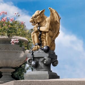 Design Toscano EU1026 7 Inch Ball and Chain Gargoyle Statue