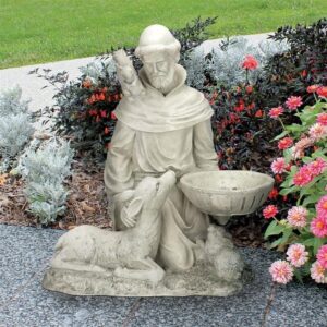 Design Toscano EU40076 17 Inch St Francis Feeding the Animals Statue