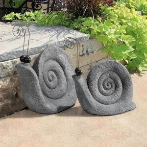 Design Toscano FU83892 15 Inch At a Snails Pace Statues, Medium