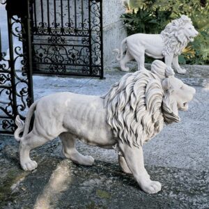 Design Toscano KY167 11 Inch Left Regal Lion of Grisham Manor