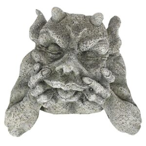 Design Toscano LY382031 10 Inch Gnash The Grotesque Gargoyle Plaque