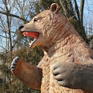 Design Toscano NE120049 43 Inch Growling Grizzly Bear Statue