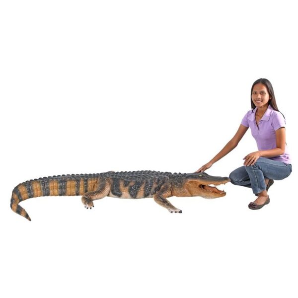 Design Toscano NE80142 95 Inch Stalking Swamp Alligator Statue