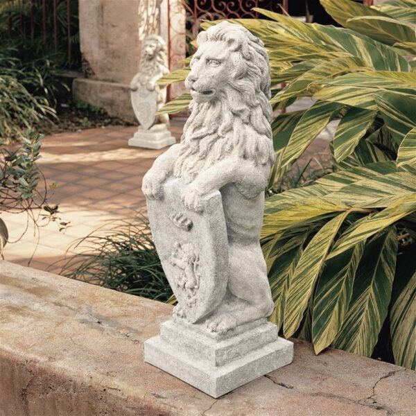 Design Toscano NG30842 12 Inch Beaumaris Castle Lion