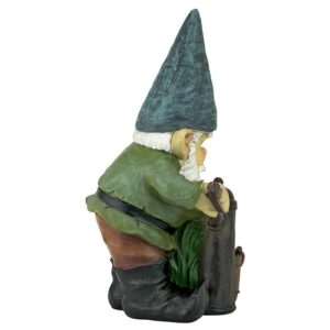 Design Toscano QM2433500 6 1/2 Inch Water Pump Pete Garden Gnome Statue